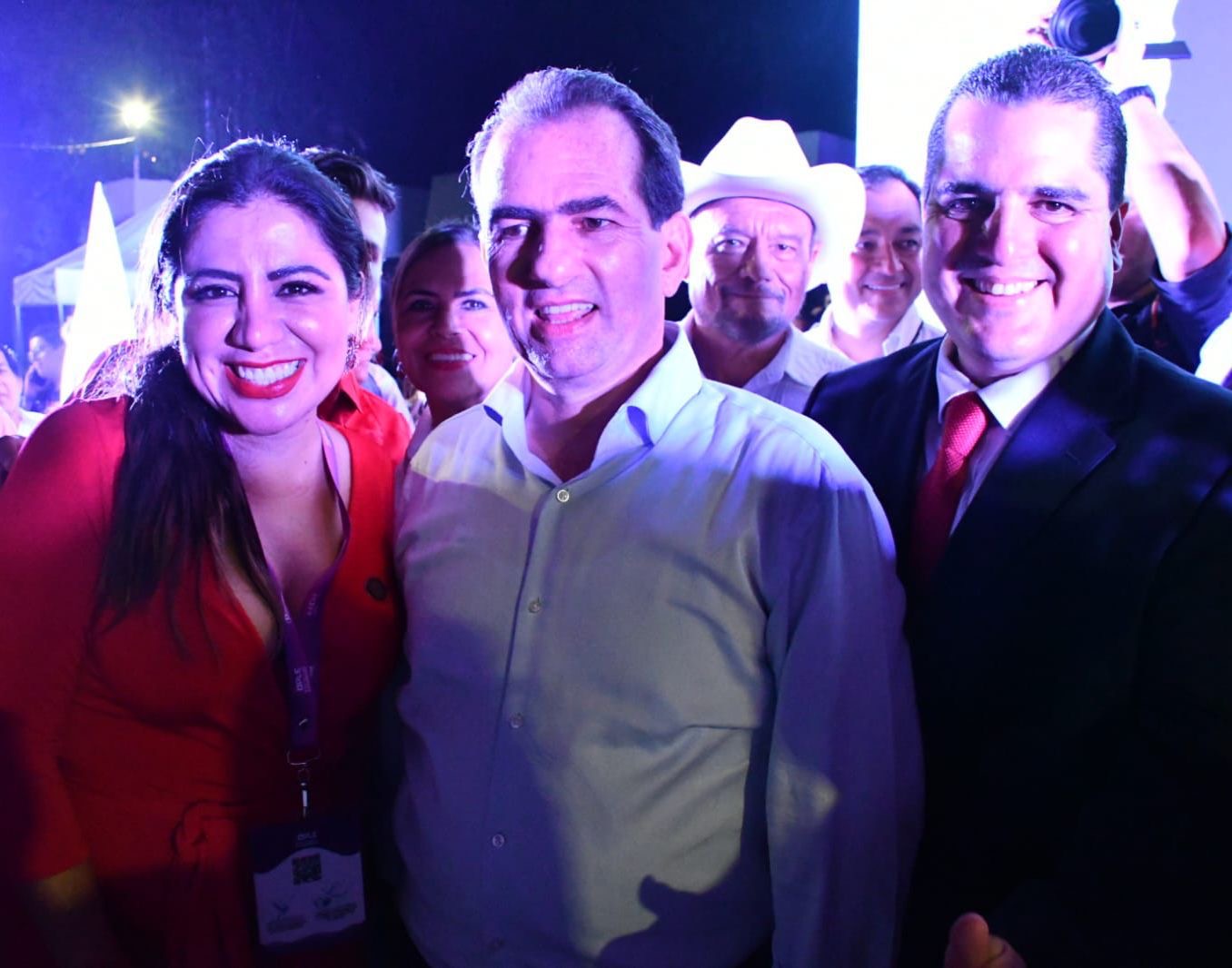 Tú decides si quieres contratar a un Veracruzano de Verdad o a una candidata de Zacatecas: Pepe Yunes