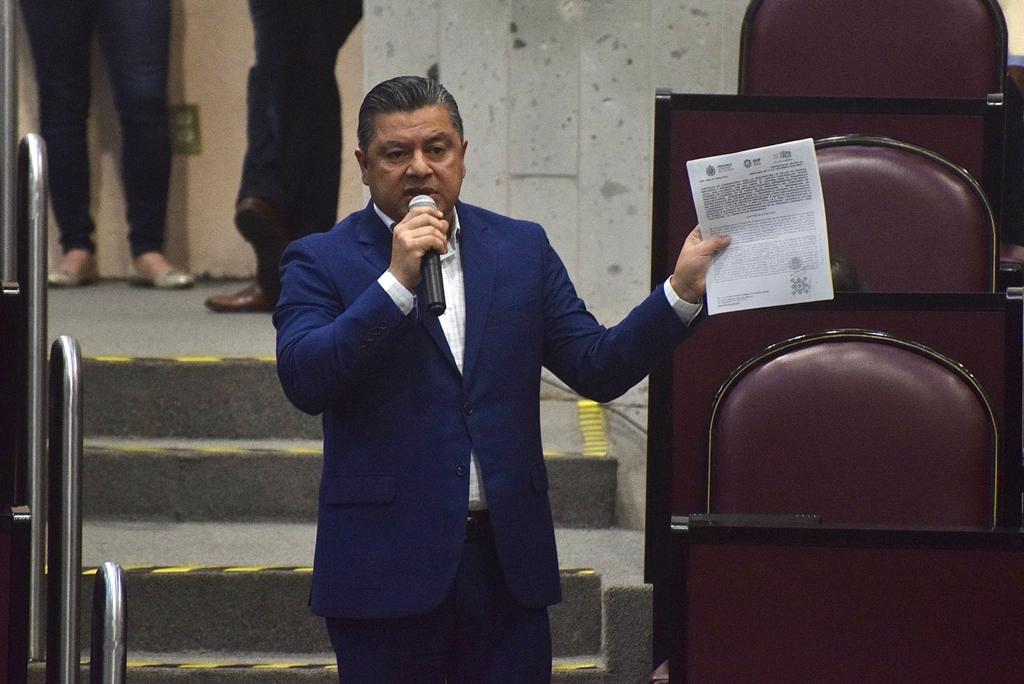 Empleada administrativa tiene contratos por 100 millones con Salud y Seguridad Pública, exhiben diputados del PRI Veracruz